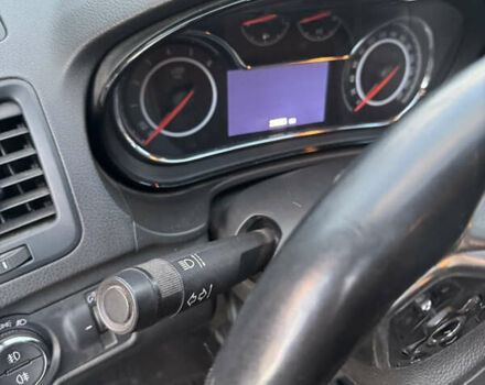 Коричневый Опель Инсигния, объемом двигателя 1.96 л и пробегом 218 тыс. км за 10700 $, фото 6 на Automoto.ua