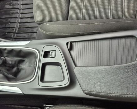 Коричневый Опель Инсигния, объемом двигателя 2 л и пробегом 120 тыс. км за 11200 $, фото 13 на Automoto.ua