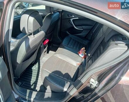 Коричневый Опель Инсигния, объемом двигателя 1.96 л и пробегом 193 тыс. км за 13700 $, фото 12 на Automoto.ua