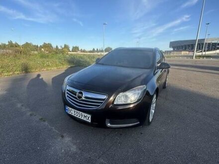 Коричневий Опель Інсігнія, об'ємом двигуна 2 л та пробігом 290 тис. км за 9999 $, фото 1 на Automoto.ua