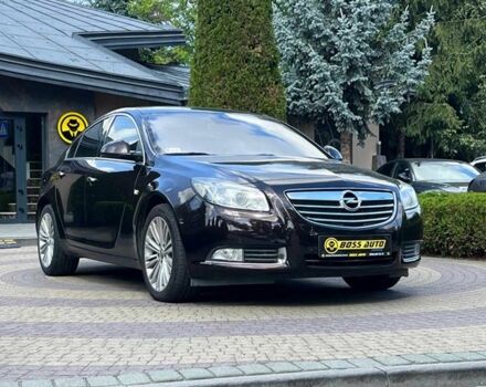 Коричневий Опель Інсігнія, об'ємом двигуна 2 л та пробігом 299 тис. км за 8595 $, фото 1 на Automoto.ua
