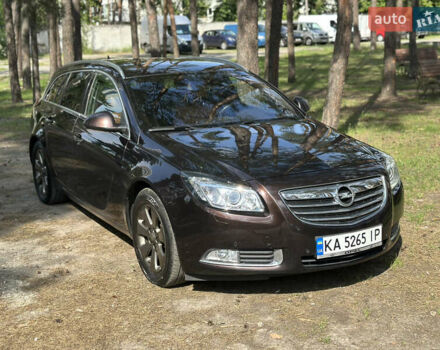 Коричневий Опель Інсігнія, об'ємом двигуна 2 л та пробігом 218 тис. км за 9500 $, фото 1 на Automoto.ua