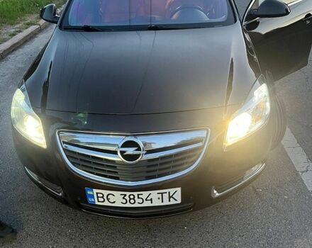 Коричневий Опель Інсігнія, об'ємом двигуна 1.96 л та пробігом 230 тис. км за 5500 $, фото 1 на Automoto.ua