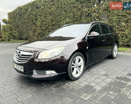 Коричневий Опель Інсігнія, об'ємом двигуна 2 л та пробігом 252 тис. км за 8900 $, фото 1 на Automoto.ua