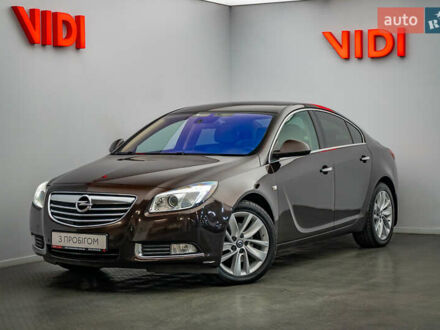 Коричневый Опель Инсигния, объемом двигателя 2 л и пробегом 220 тыс. км за 10097 $, фото 1 на Automoto.ua