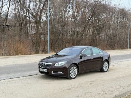 Коричневый Опель Инсигния, объемом двигателя 2 л и пробегом 160 тыс. км за 13000 $, фото 1 на Automoto.ua