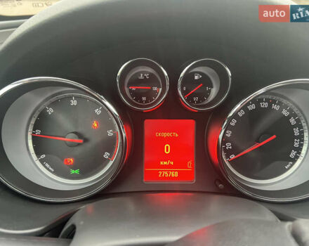 Опель Инсигния 2010 в Житомире на Automoto.ua Красный Опель Инсигния, объемом двигателя 2 л и пробегом 275 тыс. км за 7500 $, фото 11 на Automoto.ua