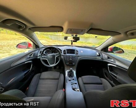 Червоний Опель Інсігнія, об'ємом двигуна 2 л та пробігом 221 тис. км за 7000 $, фото 9 на Automoto.ua