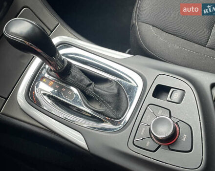 Червоний Опель Інсігнія, об'ємом двигуна 2 л та пробігом 210 тис. км за 6750 $, фото 33 на Automoto.ua