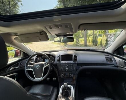 Червоний Опель Інсігнія, об'ємом двигуна 2 л та пробігом 230 тис. км за 7500 $, фото 11 на Automoto.ua