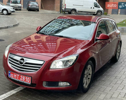 Червоний Опель Інсігнія, об'ємом двигуна 2 л та пробігом 210 тис. км за 6750 $, фото 1 на Automoto.ua