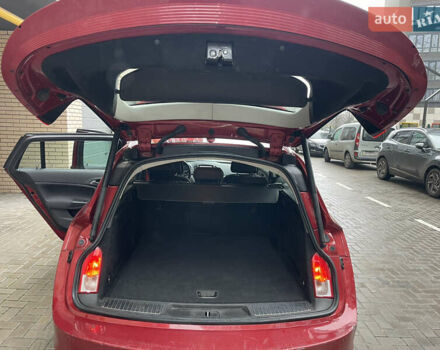 Червоний Опель Інсігнія, об'ємом двигуна 2 л та пробігом 210 тис. км за 6750 $, фото 53 на Automoto.ua