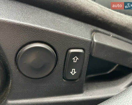 Червоний Опель Інсігнія, об'ємом двигуна 2 л та пробігом 210 тис. км за 6750 $, фото 25 на Automoto.ua