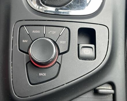 Червоний Опель Інсігнія, об'ємом двигуна 2 л та пробігом 210 тис. км за 6750 $, фото 18 на Automoto.ua