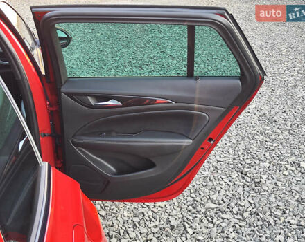 Красный Опель Инсигния, объемом двигателя 2 л и пробегом 165 тыс. км за 16999 $, фото 56 на Automoto.ua