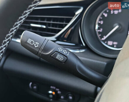 Красный Опель Инсигния, объемом двигателя 2 л и пробегом 164 тыс. км за 16999 $, фото 28 на Automoto.ua