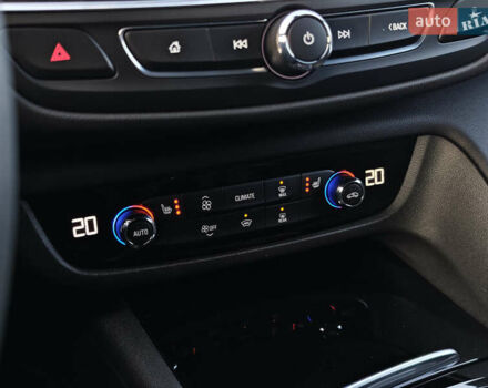 Красный Опель Инсигния, объемом двигателя 2 л и пробегом 164 тыс. км за 16999 $, фото 36 на Automoto.ua