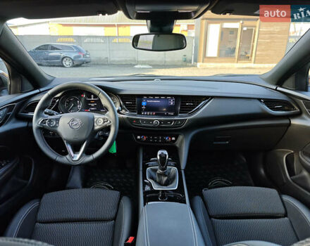 Красный Опель Инсигния, объемом двигателя 2 л и пробегом 164 тыс. км за 16999 $, фото 23 на Automoto.ua