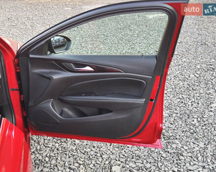 Красный Опель Инсигния, объемом двигателя 2 л и пробегом 165 тыс. км за 16999 $, фото 58 на Automoto.ua