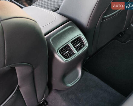 Красный Опель Инсигния, объемом двигателя 2 л и пробегом 165 тыс. км за 16999 $, фото 51 на Automoto.ua