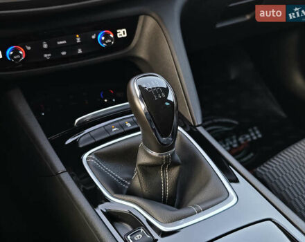 Красный Опель Инсигния, объемом двигателя 2 л и пробегом 164 тыс. км за 16999 $, фото 37 на Automoto.ua