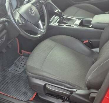 Красный Опель Инсигния, объемом двигателя 1.6 л и пробегом 130 тыс. км за 13999 $, фото 16 на Automoto.ua