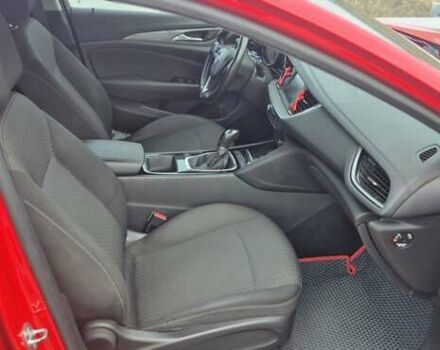 Красный Опель Инсигния, объемом двигателя 1.6 л и пробегом 130 тыс. км за 13999 $, фото 18 на Automoto.ua