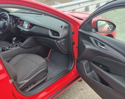 Красный Опель Инсигния, объемом двигателя 1.6 л и пробегом 130 тыс. км за 13999 $, фото 19 на Automoto.ua