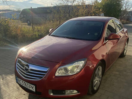 Красный Опель Инсигния, объемом двигателя 1.8 л и пробегом 176 тыс. км за 6500 $, фото 1 на Automoto.ua