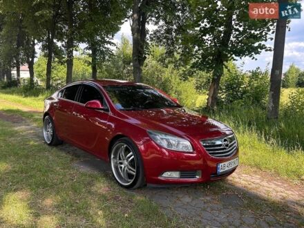 Червоний Опель Інсігнія, об'ємом двигуна 2 л та пробігом 260 тис. км за 6700 $, фото 1 на Automoto.ua