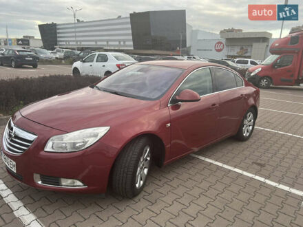 Опель Инсигния 2010 в Житомире на Automoto.ua Красный Опель Инсигния, объемом двигателя 2 л и пробегом 275 тыс. км за 7500 $, фото 1 на Automoto.ua