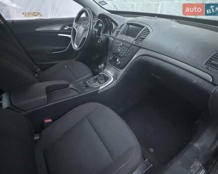 Опель Інсігнія 2010 у Белой Церкве на Automoto.ua Опель Інсігнія, об'ємом двигуна 2 л та пробігом 300 тис. км за 1999 $, фото 4 на Automoto.ua