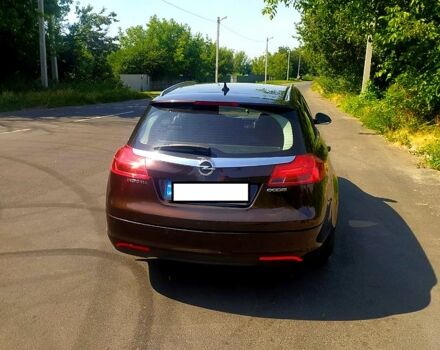 Опель Инсигния, объемом двигателя 2 л и пробегом 208 тыс. км за 8888 $, фото 5 на Automoto.ua
