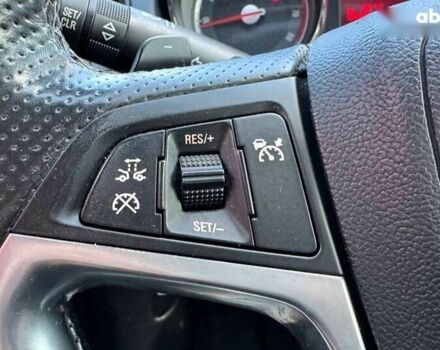 Опель Інсігнія, об'ємом двигуна 2.8 л та пробігом 153 тис. км за 13490 $, фото 16 на Automoto.ua