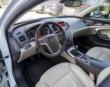 Опель Інсігнія, об'ємом двигуна 2 л та пробігом 239 тис. км за 10300 $, фото 12 на Automoto.ua