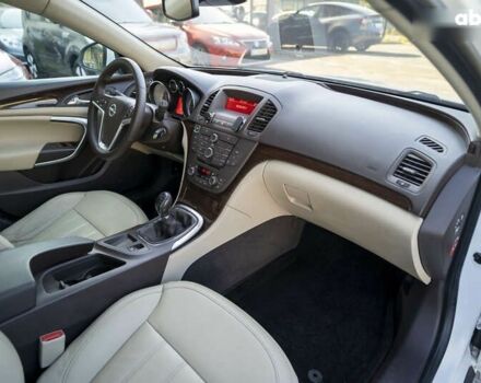 Опель Інсігнія, об'ємом двигуна 2 л та пробігом 239 тис. км за 8800 $, фото 27 на Automoto.ua