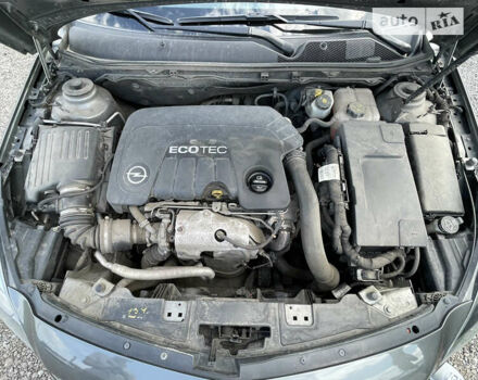 Опель Інсігнія, об'ємом двигуна 1.6 л та пробігом 152 тис. км за 12600 $, фото 26 на Automoto.ua