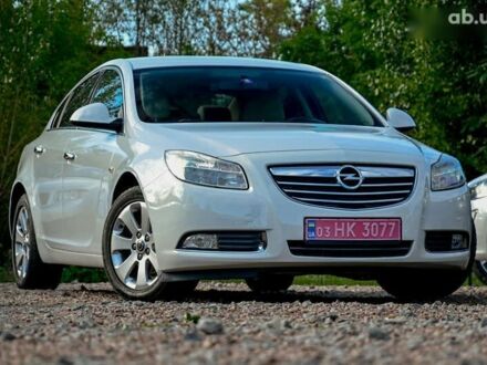 Опель Инсигния 2009 в Бердичеве на Automoto.ua Опель Инсигния, объемом двигателя 0 л и пробегом 134 тыс. км за 7800 $, фото 1 на Automoto.ua