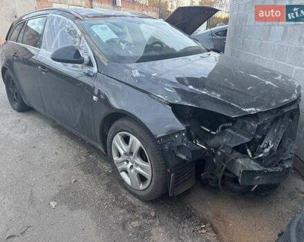 Опель Інсігнія 2010 у Белой Церкве на Automoto.ua Опель Інсігнія, об'ємом двигуна 2 л та пробігом 300 тис. км за 1999 $, фото 1 на Automoto.ua