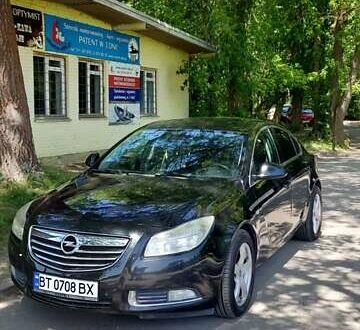 Опель Інсігнія 2011 у Нововолинськ на Automoto.ua Опель Інсігнія, об'ємом двигуна 2.01 л та пробігом 225 тис. км за 8400 $, фото 1 на Automoto.ua