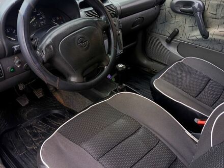 Опель Інсігнія, об'ємом двигуна 2 л та пробігом 264 тис. км за 6499 $, фото 1 на Automoto.ua