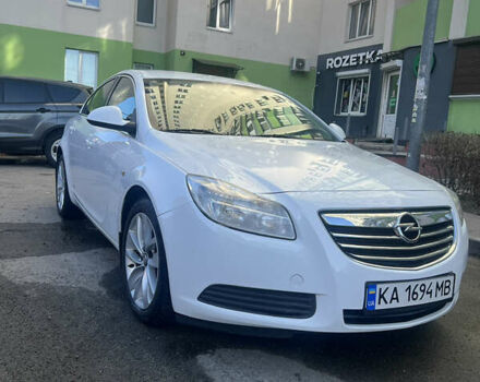 Опель Інсігнія, об'ємом двигуна 2 л та пробігом 177 тис. км за 7300 $, фото 1 на Automoto.ua