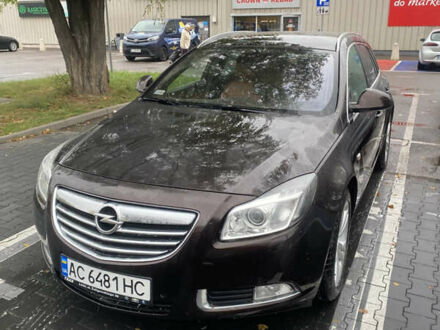 Опель Інсігнія 2012 у Володимир-Волинський на Automoto.ua Опель Інсігнія, об'ємом двигуна 1.96 л та пробігом 430 тис. км за 7200 $, фото 1 на Automoto.ua