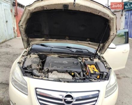 Желтый Опель Инсигния, объемом двигателя 1.96 л и пробегом 252 тыс. км за 8100 $, фото 9 на Automoto.ua