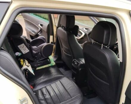 Желтый Опель Инсигния, объемом двигателя 1.96 л и пробегом 252 тыс. км за 8100 $, фото 4 на Automoto.ua