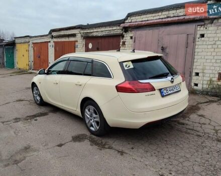 Желтый Опель Инсигния, объемом двигателя 1.96 л и пробегом 252 тыс. км за 8100 $, фото 6 на Automoto.ua