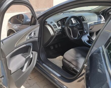 Серый Опель Инсигния, объемом двигателя 2 л и пробегом 188 тыс. км за 8800 $, фото 16 на Automoto.ua