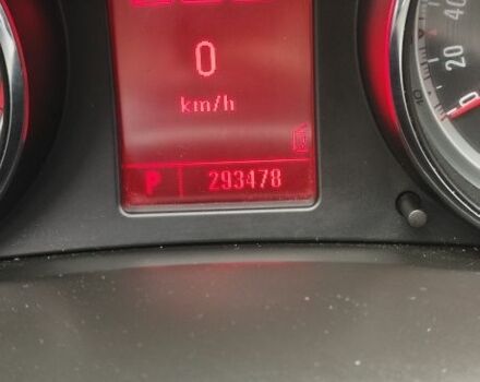 Сірий Опель Інсігнія, об'ємом двигуна 2 л та пробігом 293 тис. км за 6700 $, фото 15 на Automoto.ua