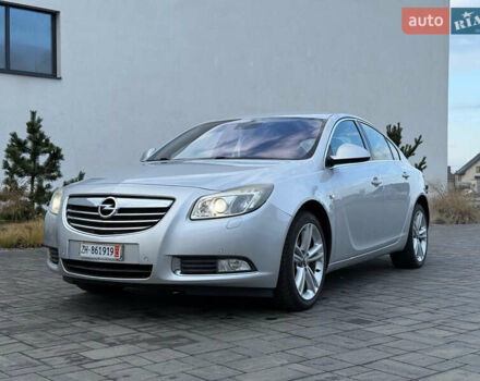 Сірий Опель Інсігнія, об'ємом двигуна 2 л та пробігом 219 тис. км за 7800 $, фото 4 на Automoto.ua