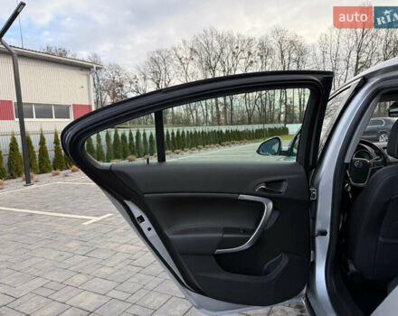 Сірий Опель Інсігнія, об'ємом двигуна 2 л та пробігом 219 тис. км за 7800 $, фото 56 на Automoto.ua